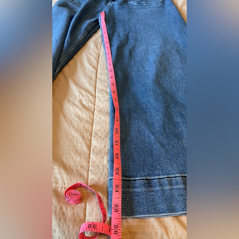 Anthropologie The Colette High Rise Wide leg cropped jean. - Picture 6 of 8